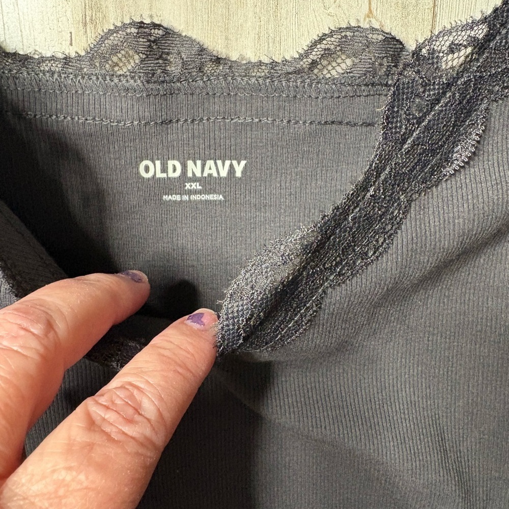 Old Navy Lace-Trim Cami Top Dark Panther Gray Size XXL NWT! - Picture 3 of 12